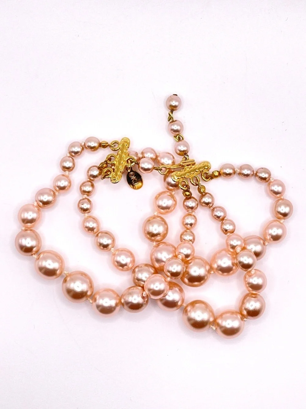 KJL Kenneth J Lane Bracelet Pink Glass Pearl 3 Strand Adjustable up to 9" - Picture 2 of 12